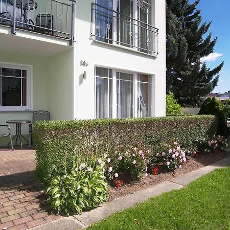 Komfortable Will _ דירה